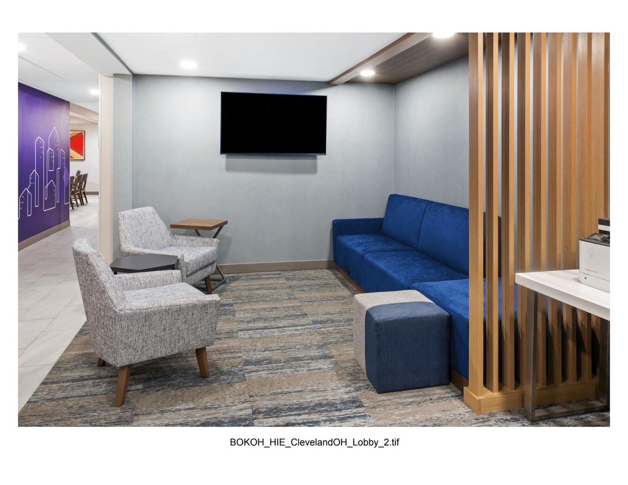 Hotel Express Cleveland Airport - By Ihg Brook Park