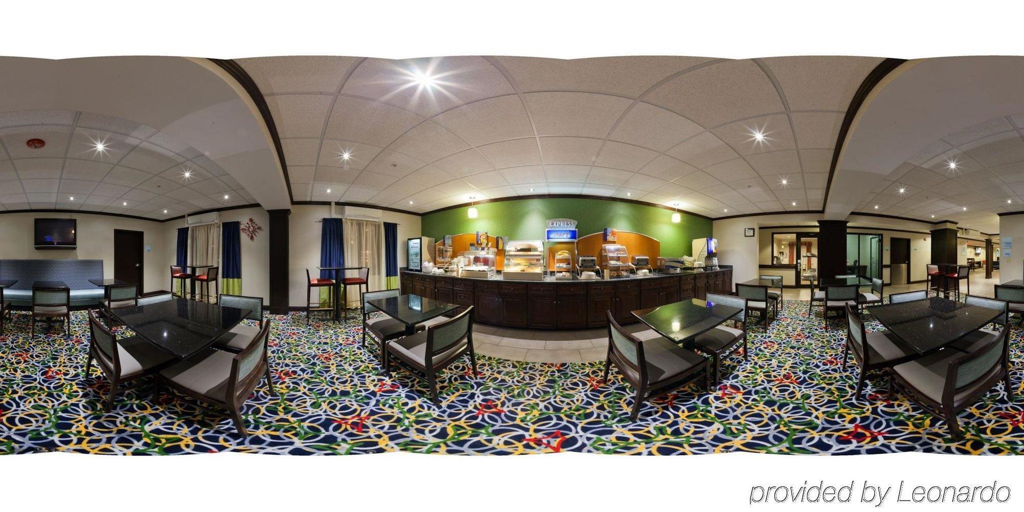 Express Cleveland Airport - By Ihg 2*