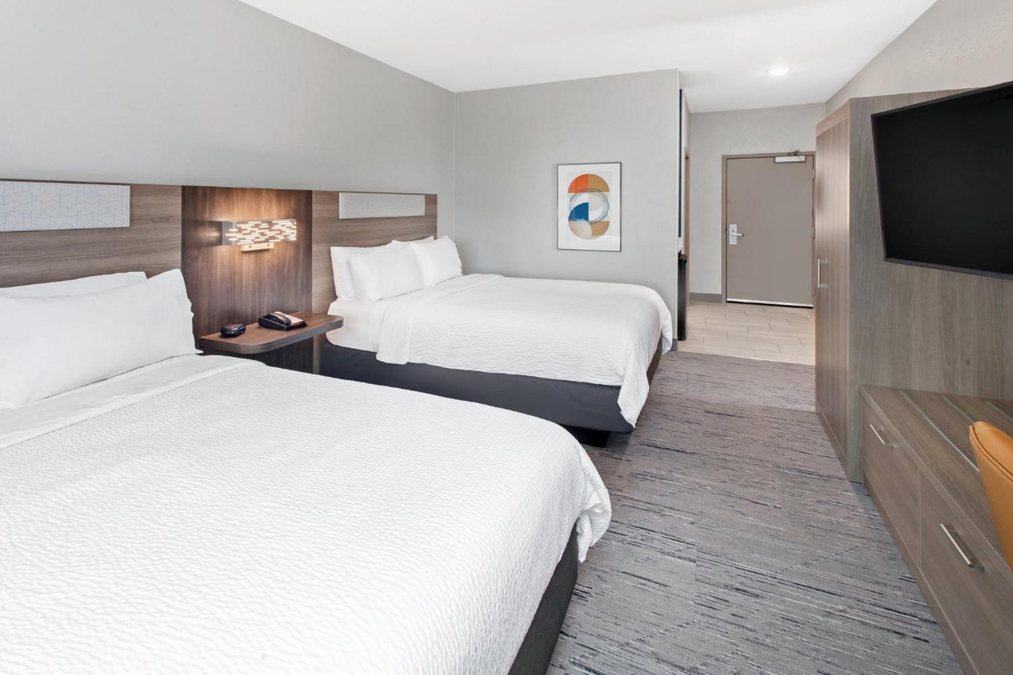 Express Cleveland Airport - By Ihg 2*