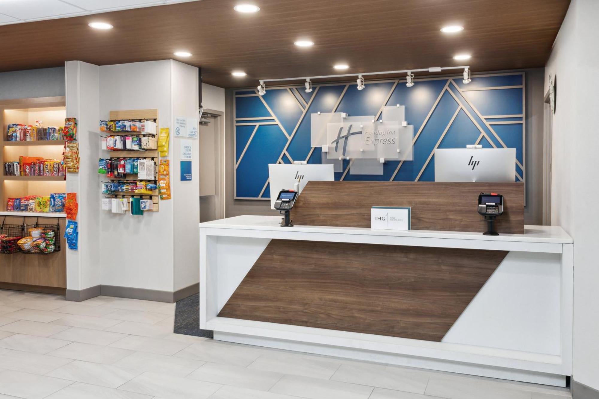 Express Cleveland Airport - By Ihg 2* Brook Park