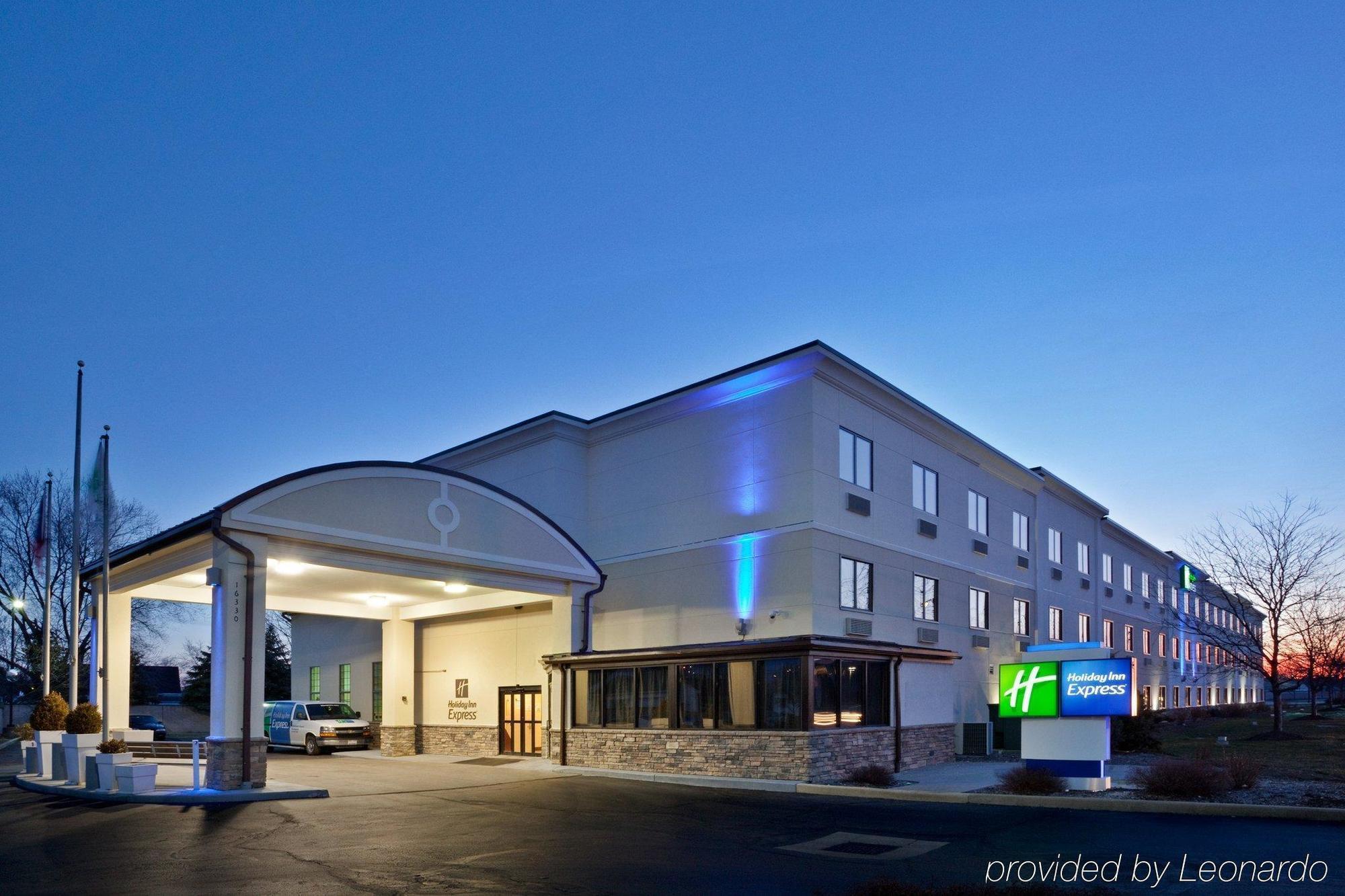Express Cleveland Airport - By Ihg Hotel Brook Park