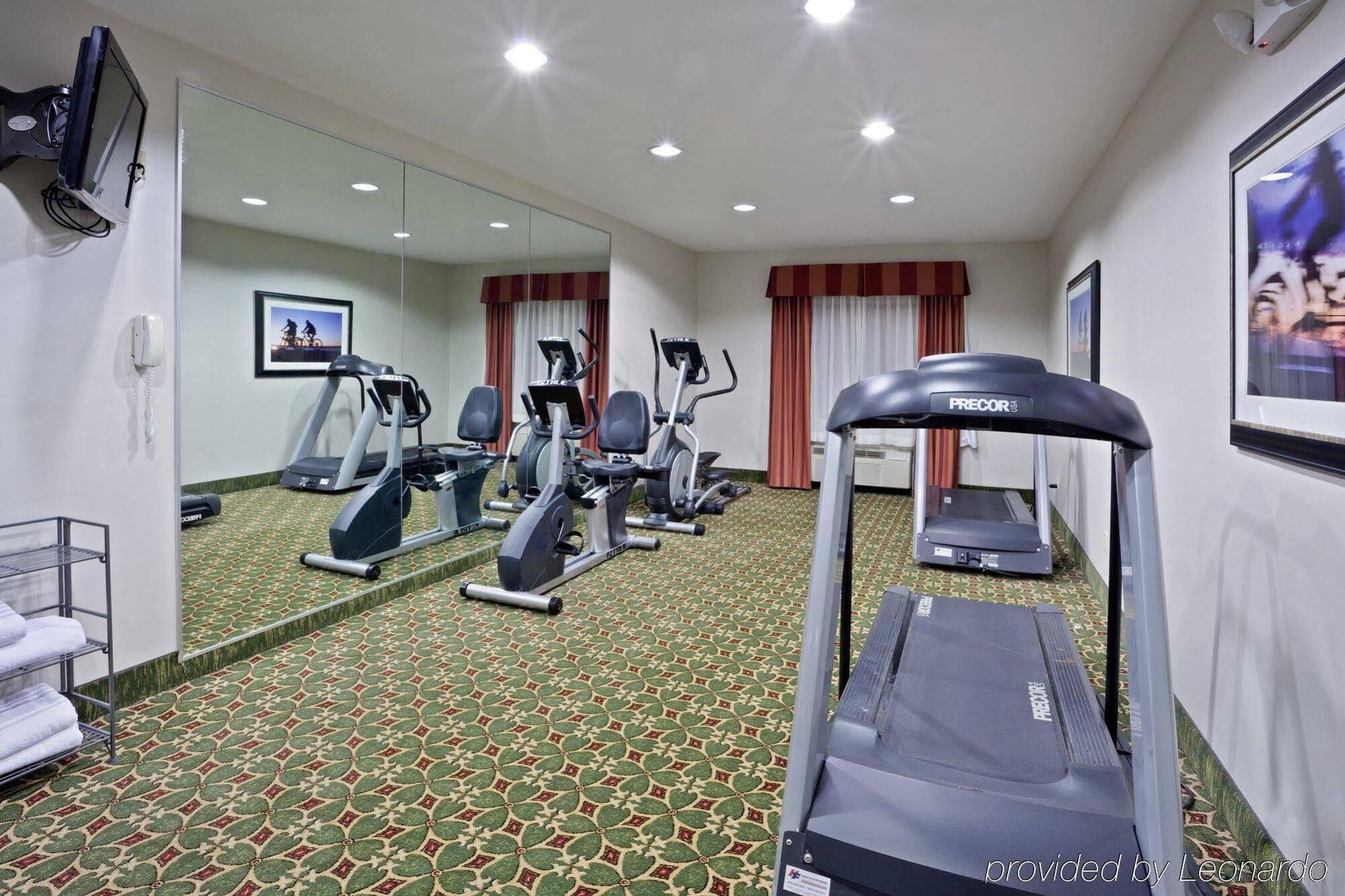 Express Cleveland Airport - By Ihg 2* Brook Park